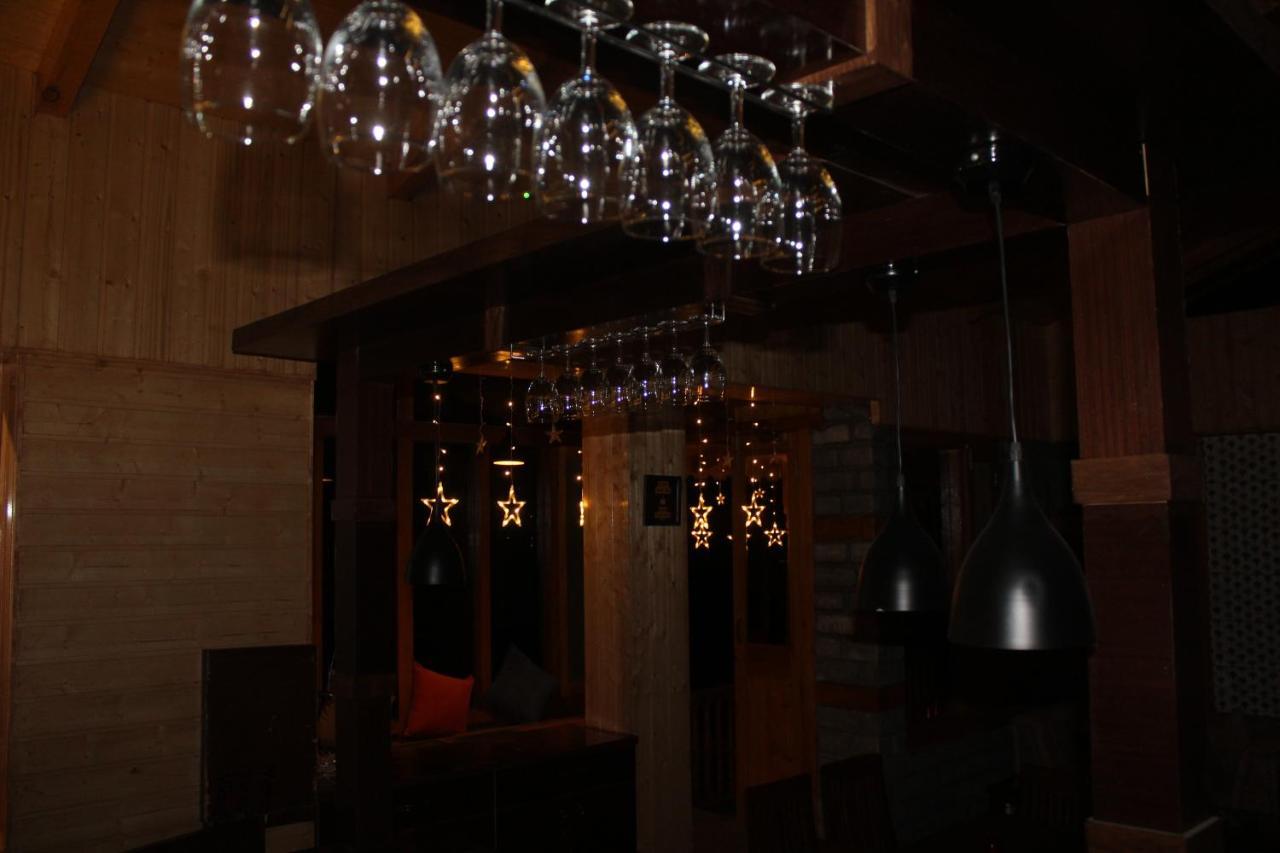 8Fold By Larisa, Jibhi Hotel Buitenkant foto