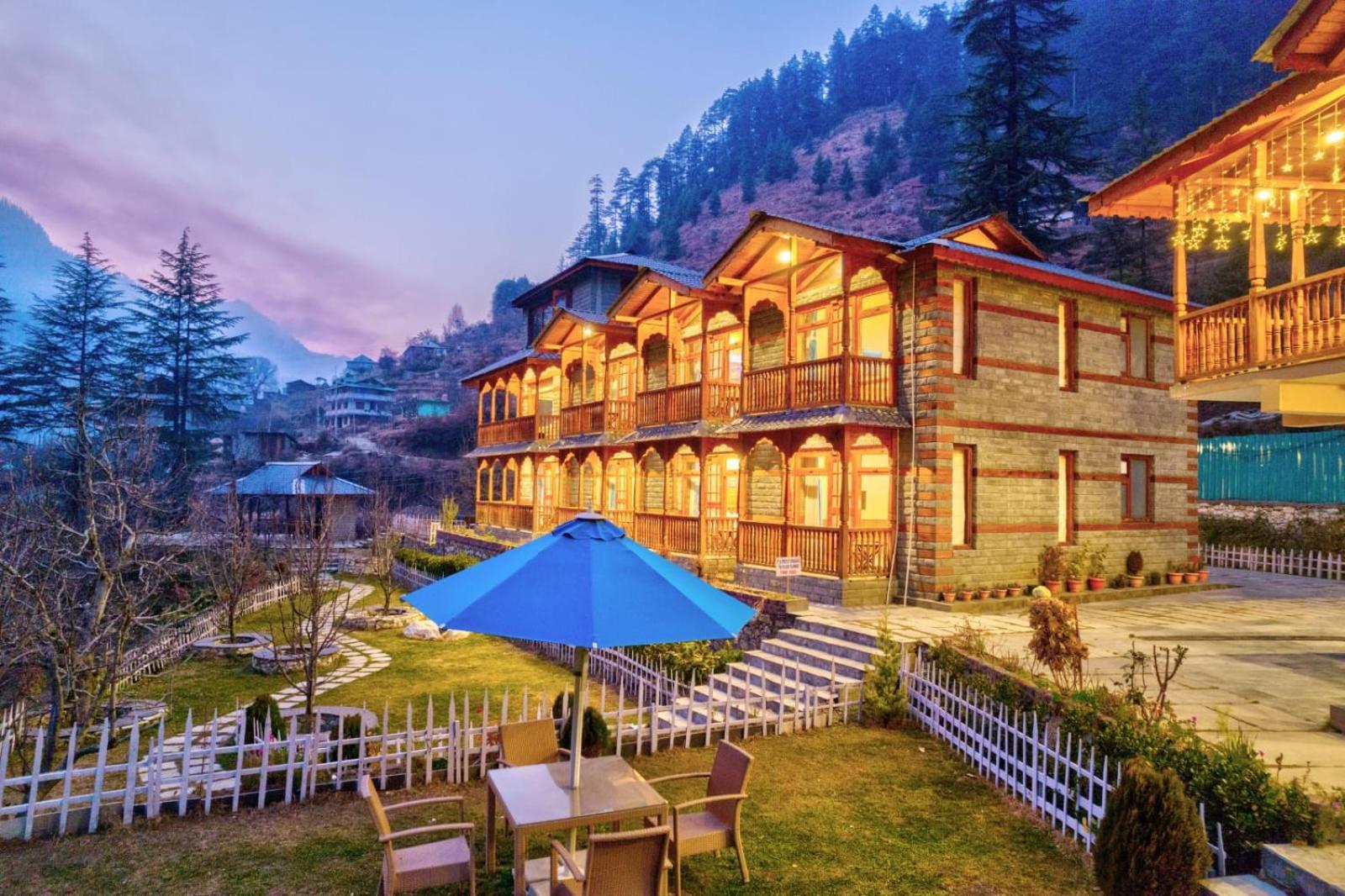 8Fold By Larisa, Jibhi Hotel Buitenkant foto