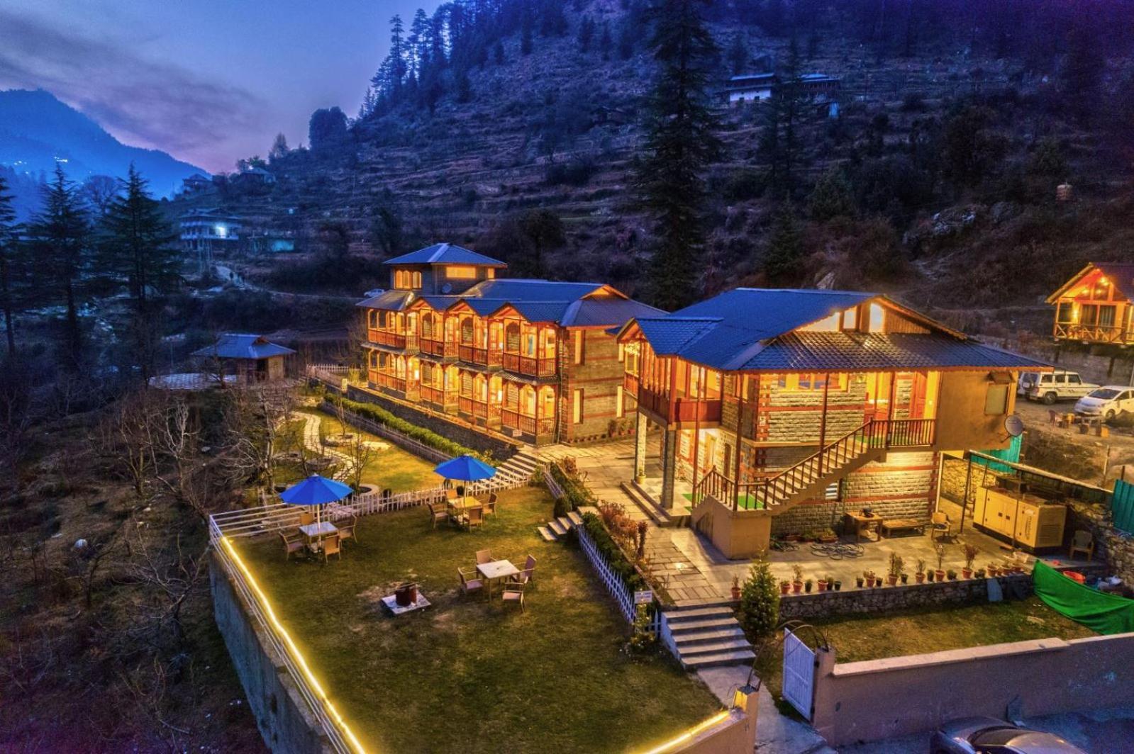 8Fold By Larisa, Jibhi Hotel Buitenkant foto